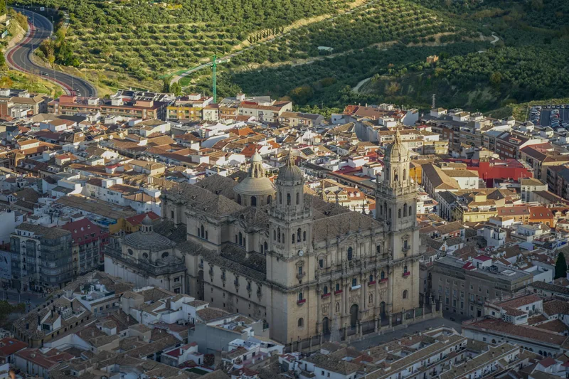 Instalación cargador eléctrico en Jaén