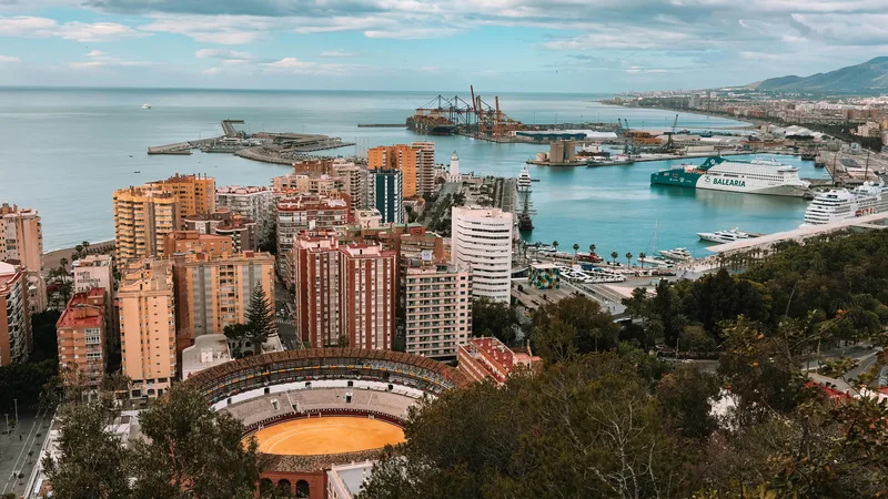 Instalación cargador eléctrico en Málaga